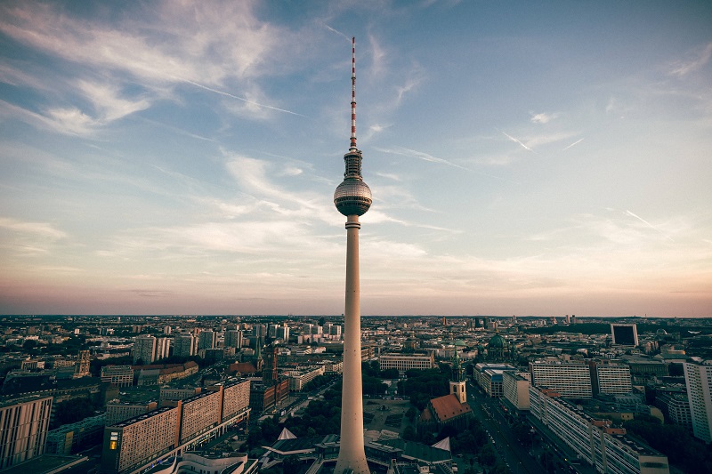 Bei Klassenfahrt Berlin den Fernsehturm sehen