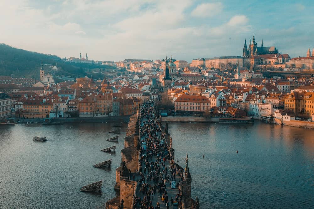 Karlsbrücke bei Klassenfahrt Prag erleben